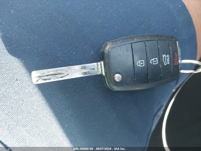 KIA Optima Lx 2015 5XXGM4A75FG446609 Image 11