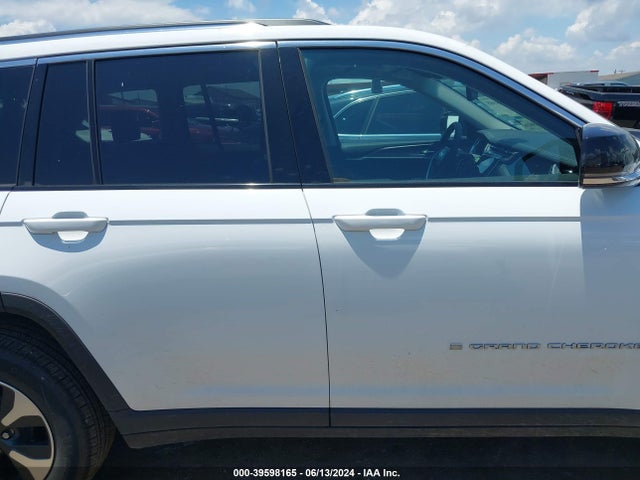 Jeep Grand Cherokee 4xe 2024 1C4RJYB68R8958080 Image 13