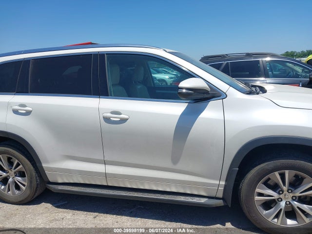 Toyota Highlander Xle V6 2014 5TDKKRFH3ES015617 Image 13