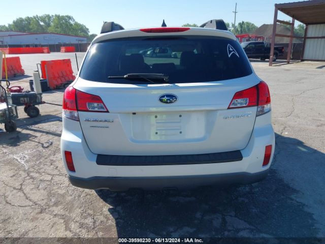 4S4BRCLC5E3318817 Subaru Outback 2.5i Limited