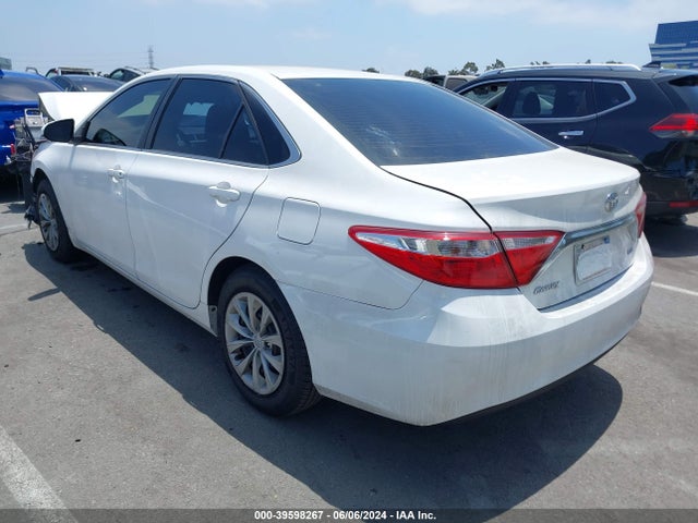 Toyota CAMRY LE 2017 4T1BF1FK6HU432436 Image 3