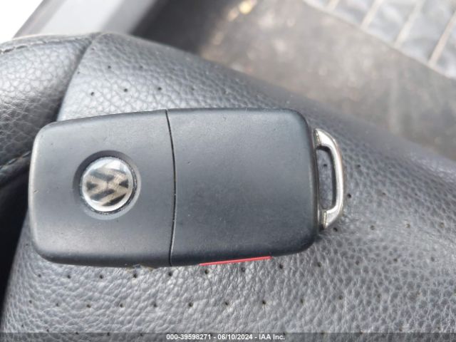 WVGAV7AX0HK002238 Volkswagen Tiguan 2.0t/2.0t S