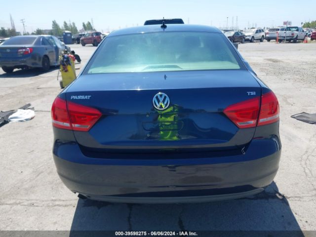 1VWAT7A30FC071300 Volkswagen Passat 1.8t Wolfsburg Edition