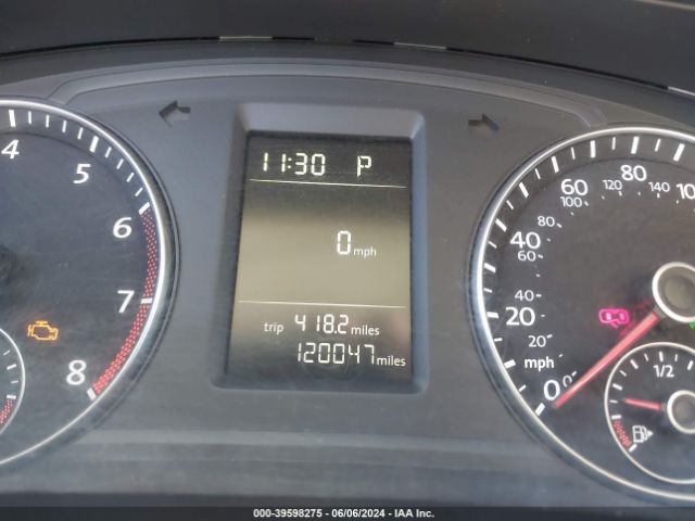 1VWAT7A30FC071300 Volkswagen Passat 1.8t Wolfsburg Edition