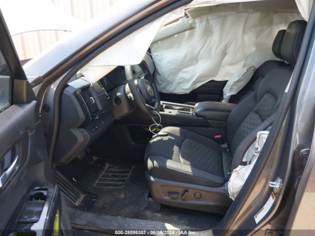 5N1DR3BA3NC216084 Nissan Pathfinder Sv 2wd