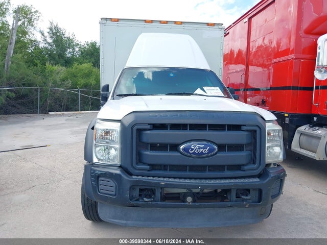 1FDUF5GT1GEA30033 Ford F-550 Chassis Xl