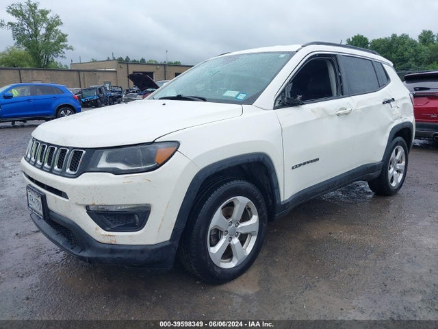 3C4NJDBB7JT333311 Jeep Compass Latitude 4x4