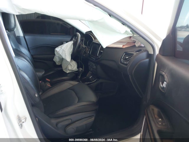 3C4NJCCB5KT782125 Jeep Compass Limited Fwd