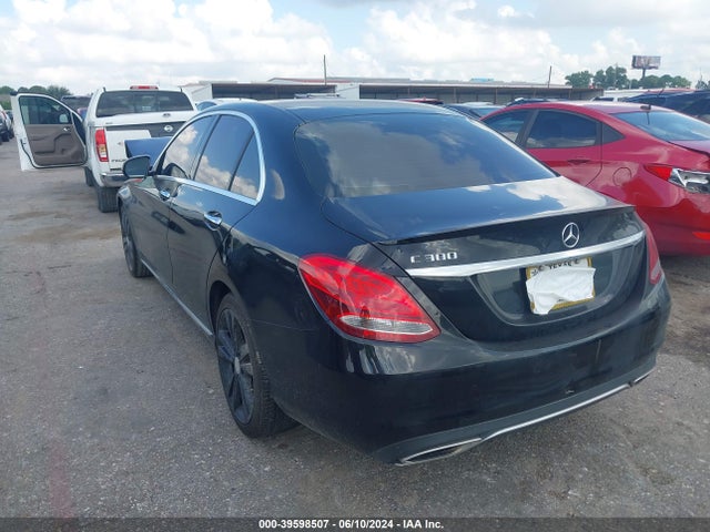 55SWF4JB4GU106431 Mercedes-Benz C 300 Luxury/sport