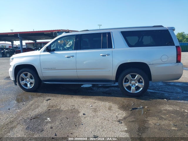Chevrolet Suburban Premier 2017 1GNSCJKC2HR314339 Image 14
