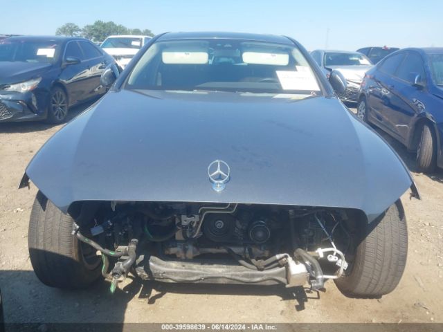 WDDZF4JB4JA448448 Mercedes-Benz E 300