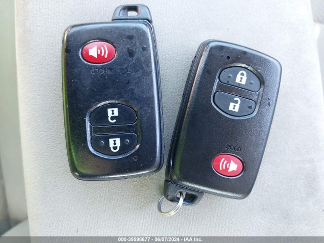 Toyota Prius Two 2015 JTDKN3DU7F0455154 Image 11