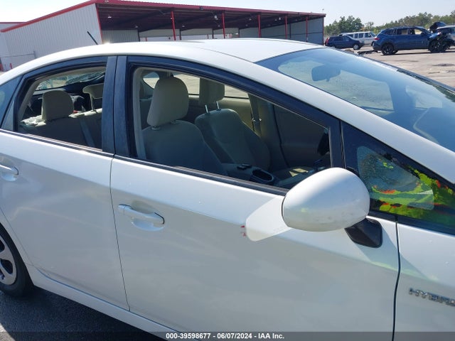 Toyota Prius Two 2015 JTDKN3DU7F0455154 Image 6