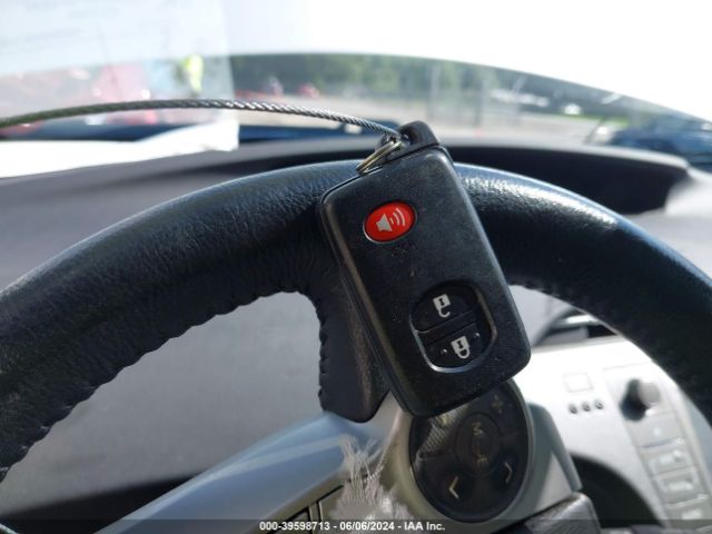 JTDKN3DU6F0464718 Toyota Prius Four