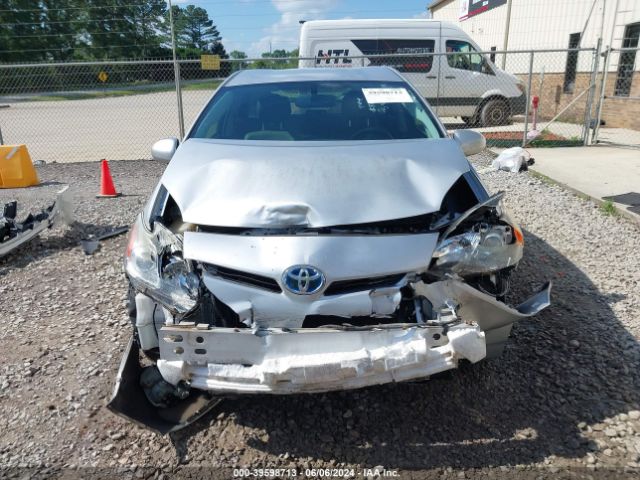 JTDKN3DU6F0464718 Toyota Prius Four