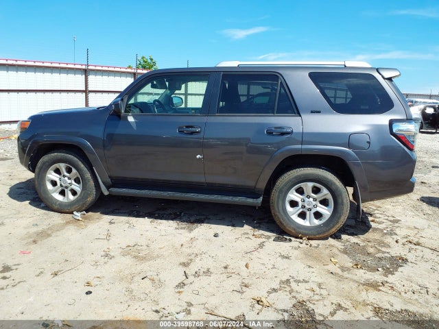 Toyota 4RUNNER SR5 2018 JTEZU5JR9J5167463 Image 14