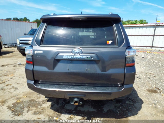 Toyota 4RUNNER SR5 2018 JTEZU5JR9J5167463 Image 16