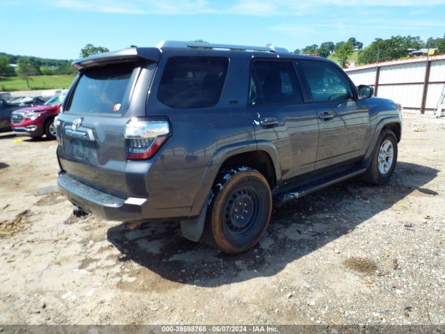 Toyota 4RUNNER SR5 2018 JTEZU5JR9J5167463 Image 4