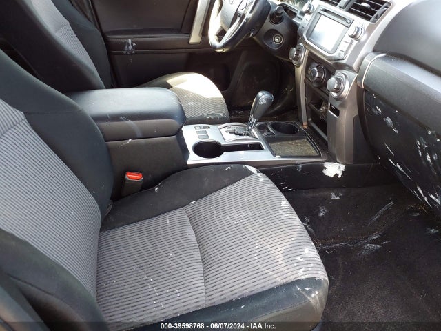 Toyota 4RUNNER SR5 2018 JTEZU5JR9J5167463 Image 5