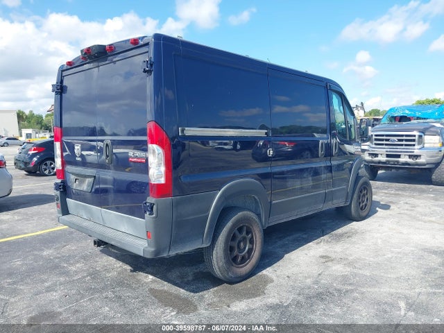 3C6TRVNG9JE128355 RAM Promaster 1500 Low Roof 118 Wb