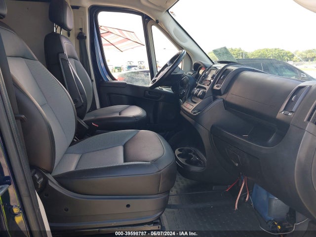 3C6TRVNG9JE128355 RAM Promaster 1500 Low Roof 118 Wb