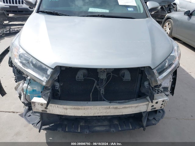 Toyota Highlander Limited 2017 5TDYZRFH6HS197615 Image 6