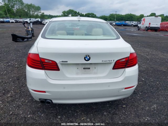WBA5A7C55ED219312 BMW 528i Xdrive