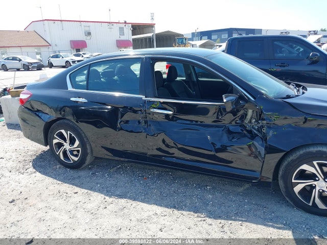 Honda ACCORD LX 2017 1HGCR2F30HA304534 Image 6