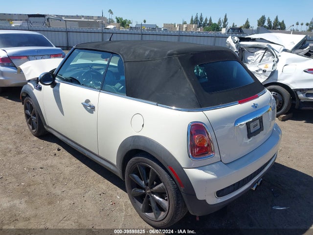 2009 MINI COOPER S WMWMS33509TY07695 Photo 2