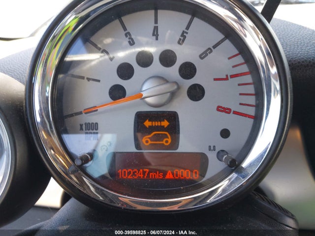 2009 MINI COOPER S WMWMS33509TY07695 Photo 6