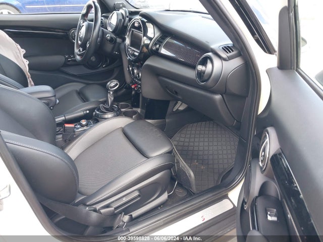 2017 MINI HARDTOP WMWXU3C57H2D32271 Photo 4