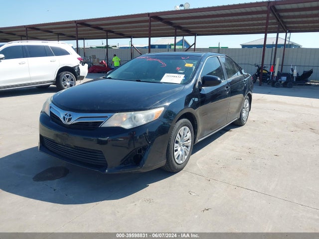 Toyota CAMRY LE 2014 4T4BF1FK2ER357820 Image 2