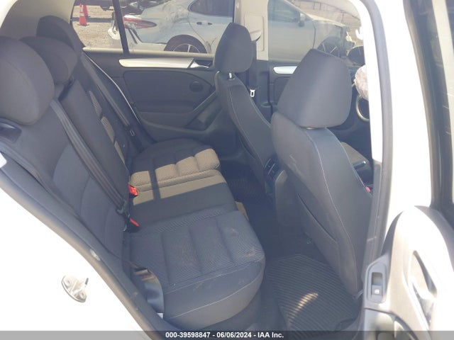 Продаж на аукціоні авто 2013 Volkswagen Golf 2.0l Tdi 4-door, vin: WVWDM7AJ5DW079643, номер лоту: 39598847