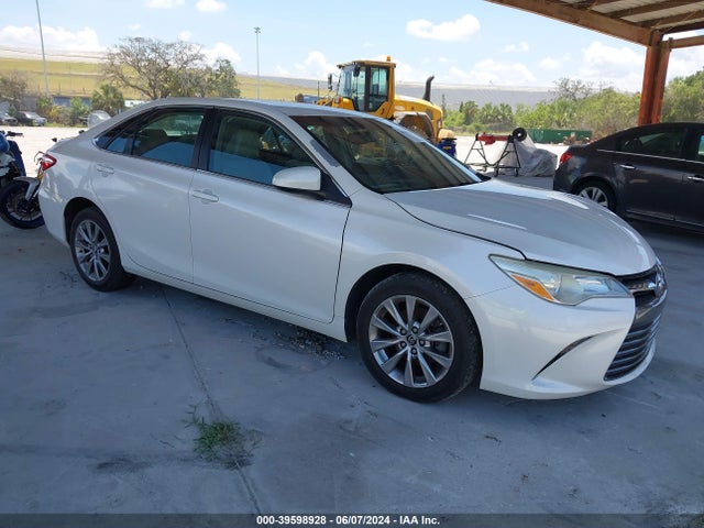 Toyota CAMRY XLE 2015 4T1BF1FK6FU010163 главное изображение