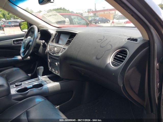 5N1DR2MM7HC656296 Nissan Pathfinder Sl