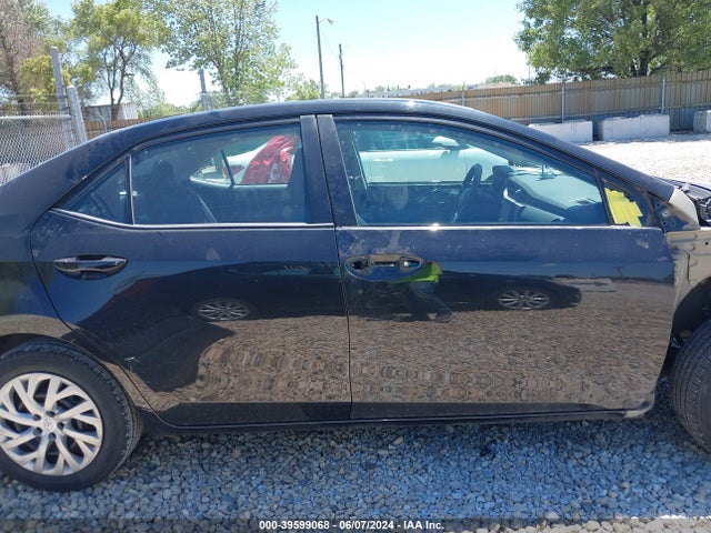 Toyota COROLLA LE 2018 2T1BURHE9JC072985 Image 14