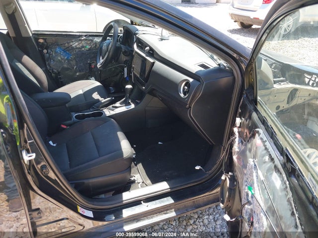 Toyota COROLLA LE 2018 2T1BURHE9JC072985 Image 5