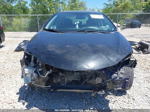 Toyota COROLLA LE 2018 2T1BURHE9JC072985 Image 6