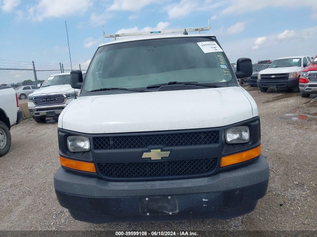 Chevrolet Express 2500 Work Van 2017 1GCWGAFF7H1141323 Image 12