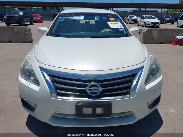 Nissan Altima 2.5 S 2015 1N4AL3AP2FC467295 Image 13