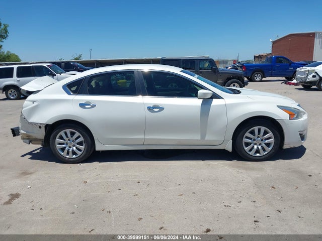 Nissan Altima 2.5 S 2015 1N4AL3AP2FC467295 Image 14