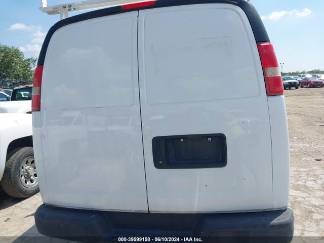 Chevrolet Express 2500 Work Van 2017 1GCWGAFF9H1161010 Image 16