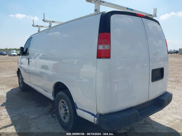 Chevrolet Express 2500 Work Van 2017 1GCWGAFF9H1161010 Image 3