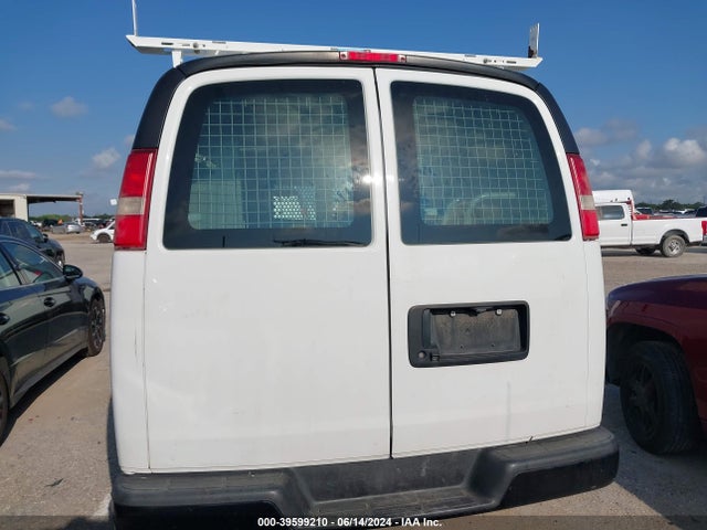 Chevrolet Express 2500 Work Van 2016 1GCWGAFF9G1295644 Image 16