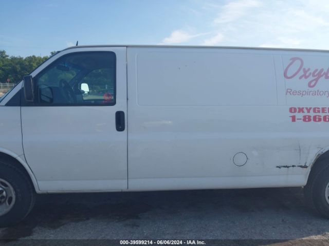 1GCWGGFF2F1105443 Chevrolet Express 2500 Work Van