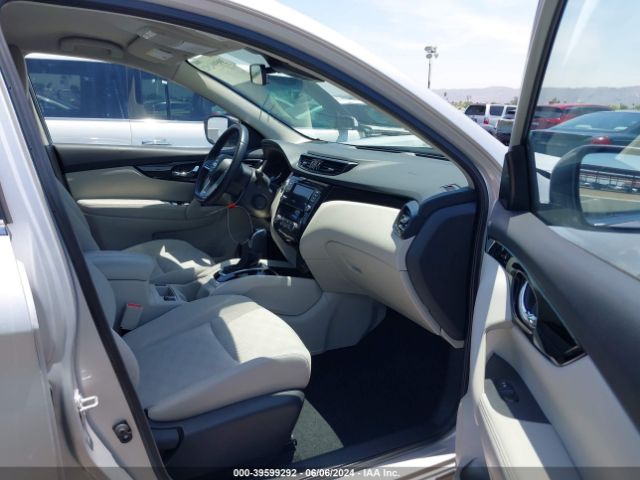 JN1BJ1BV2MW319121 Nissan Rogue Sport Sv Fwd Xtronic Cvt