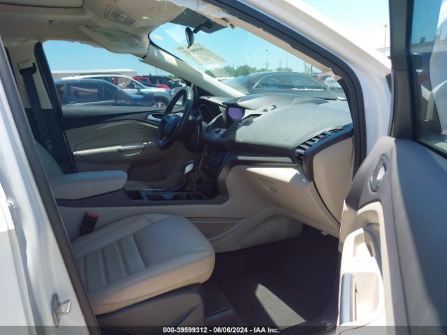 1FMCU0HDXKUC02134 Ford ESCAPE SEL
