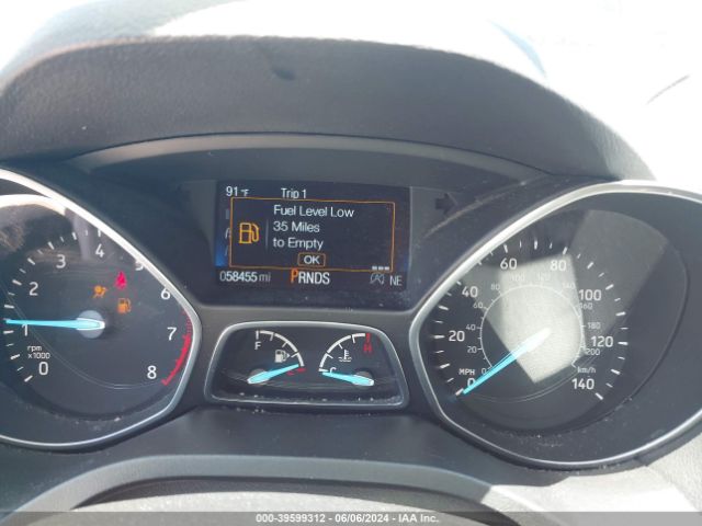 1FMCU0HDXKUC02134 Ford ESCAPE SEL