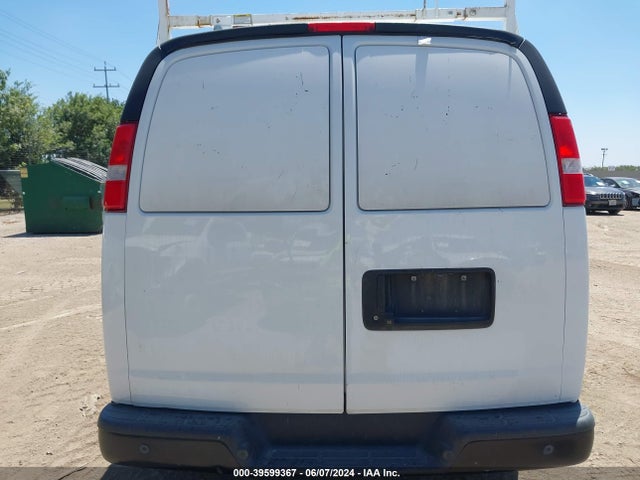 Chevrolet Express 2500 Work Van 2018 1GCWGAFPXJ1338663 Image 15
