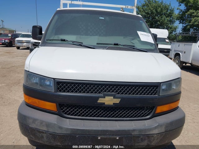 Chevrolet Express 2500 Work Van 2018 1GCWGAFPXJ1338663 Image 6